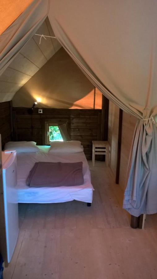 Camping Onlycamp La Confluence Savonnières Εξωτερικό φωτογραφία