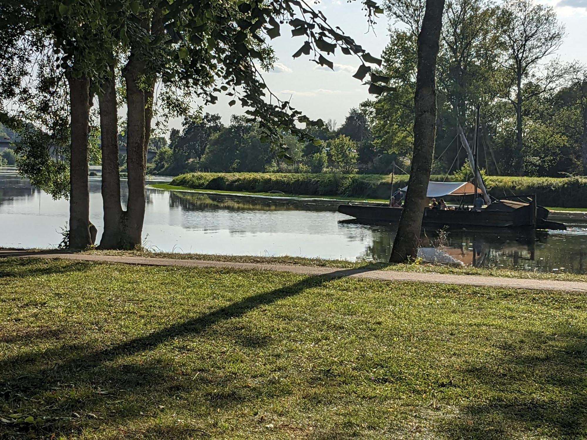 Camping Onlycamp La Confluence Savonnières Εξωτερικό φωτογραφία